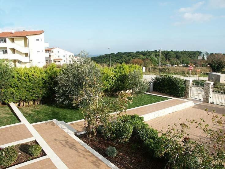 Apartments Villa Fernetich プレマントゥーラ エクステリア 写真