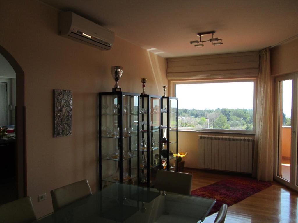 Apartments Villa Fernetich プレマントゥーラ 部屋 写真