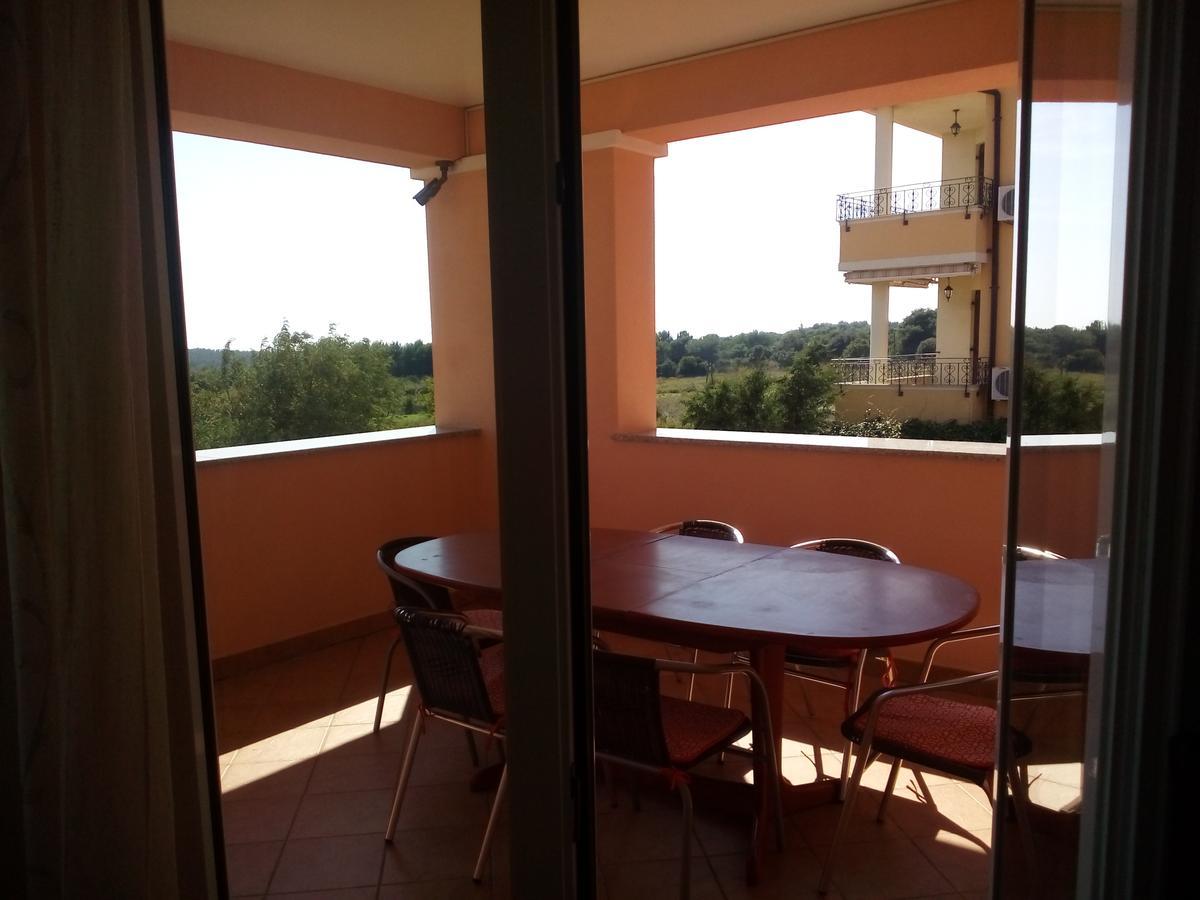 Apartments Villa Fernetich プレマントゥーラ エクステリア 写真