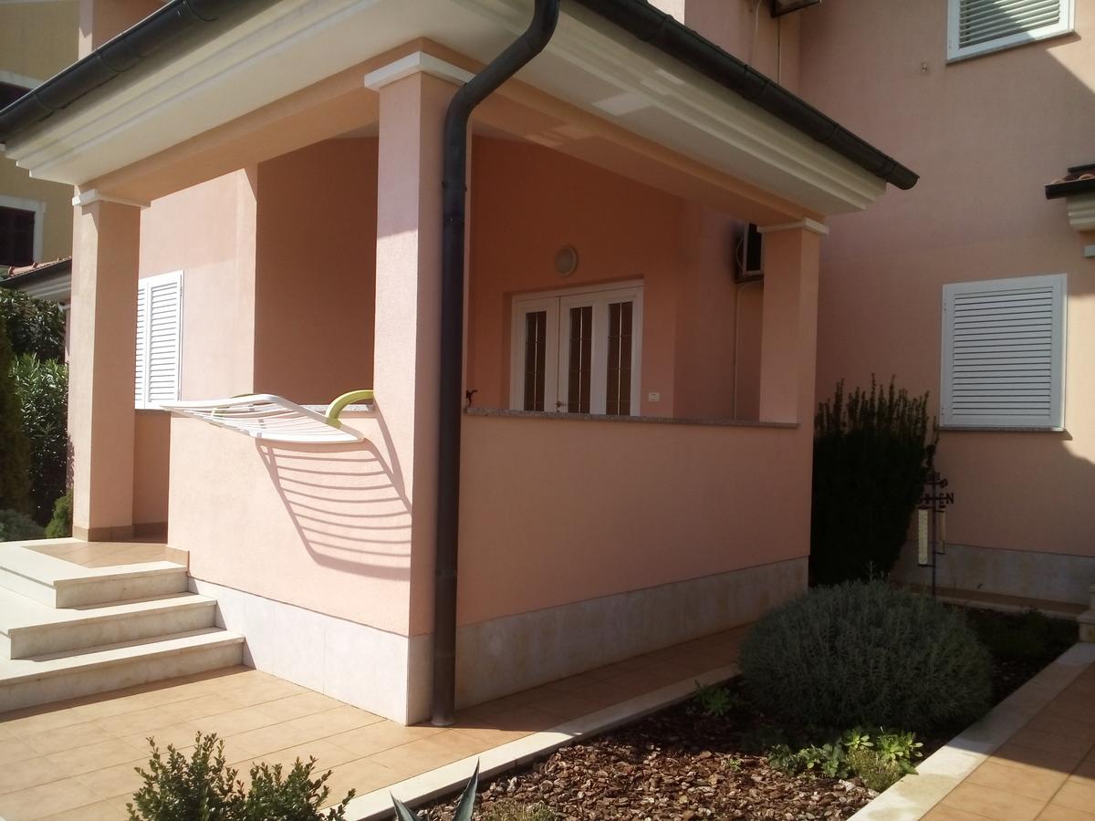 Apartments Villa Fernetich プレマントゥーラ エクステリア 写真